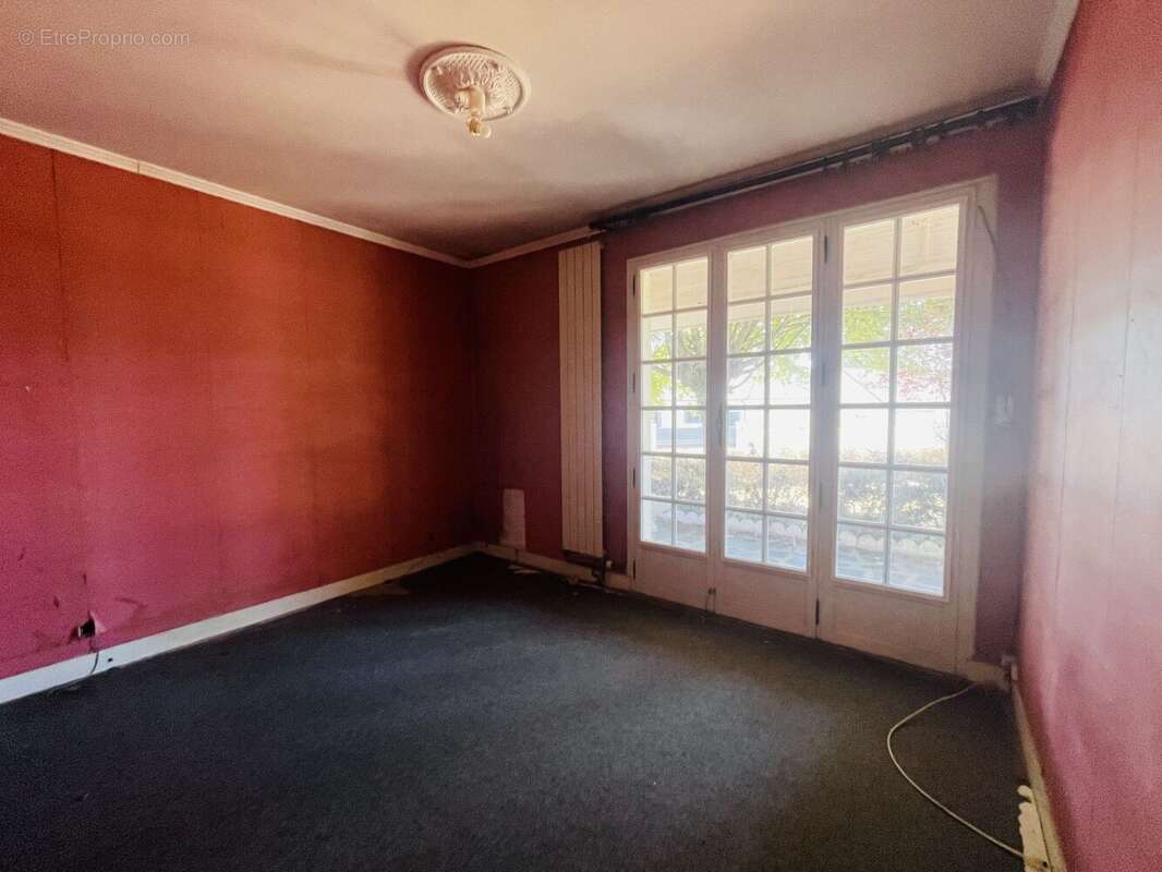 Maison à FERRIERES-EN-GATINAIS