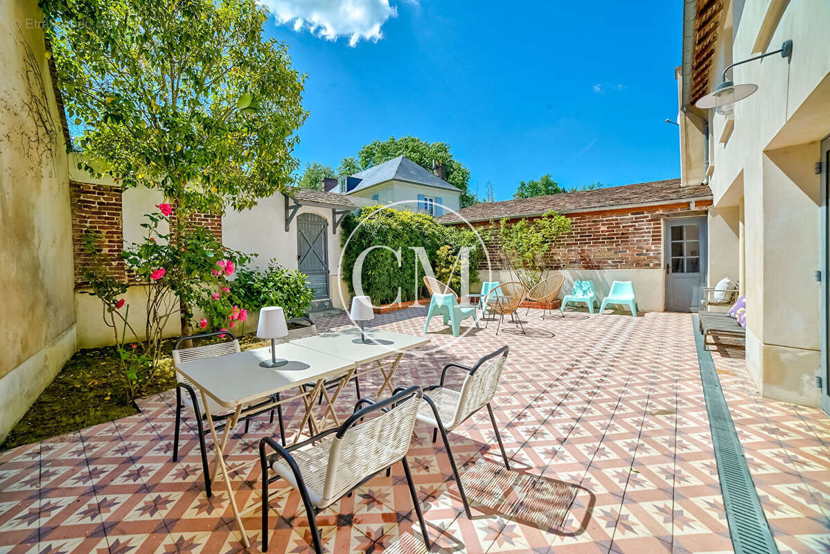 Maison à MONTFORT-L&#039;AMAURY