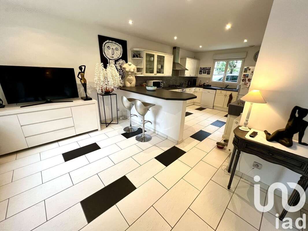 Photo 9 - Maison à SUCY-EN-BRIE