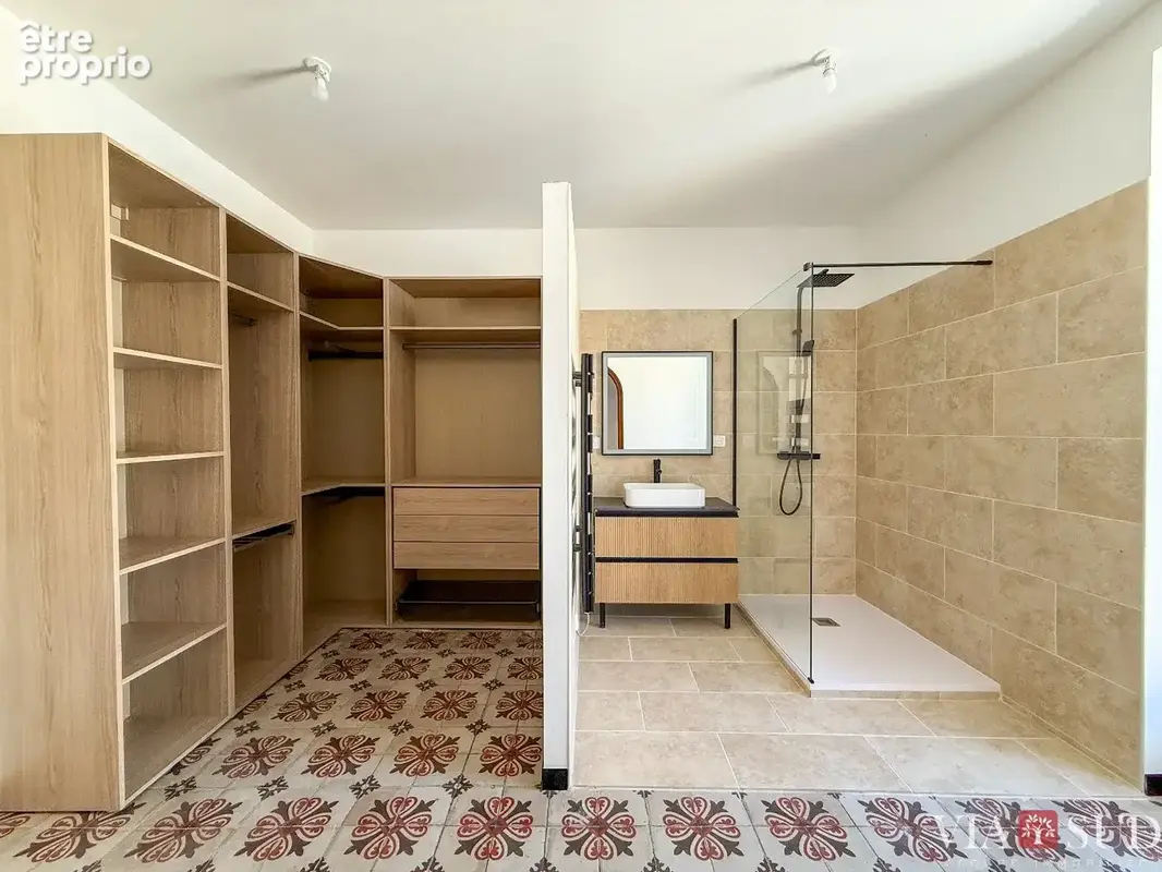 Murviel-lès-béziers  275 m² rénovés, 5 chambres, garage 73 m²  345 000  - photo 8