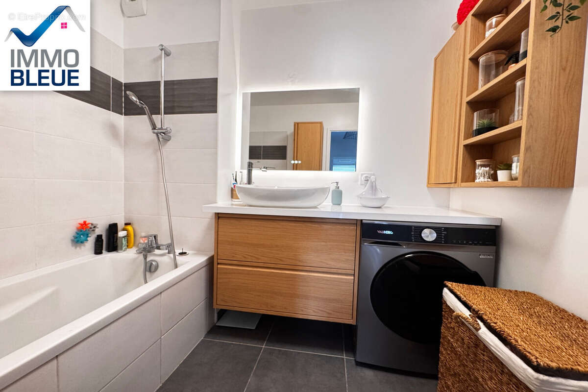 Appartement à GIGNAC-LA-NERTHE