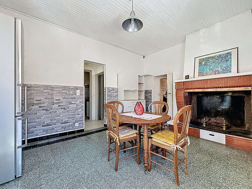 Maison à SAINT-ANDRE-DE-CUBZAC