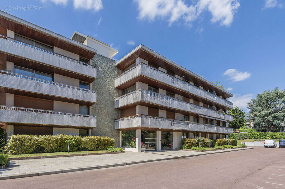 Appartement à GARCHES