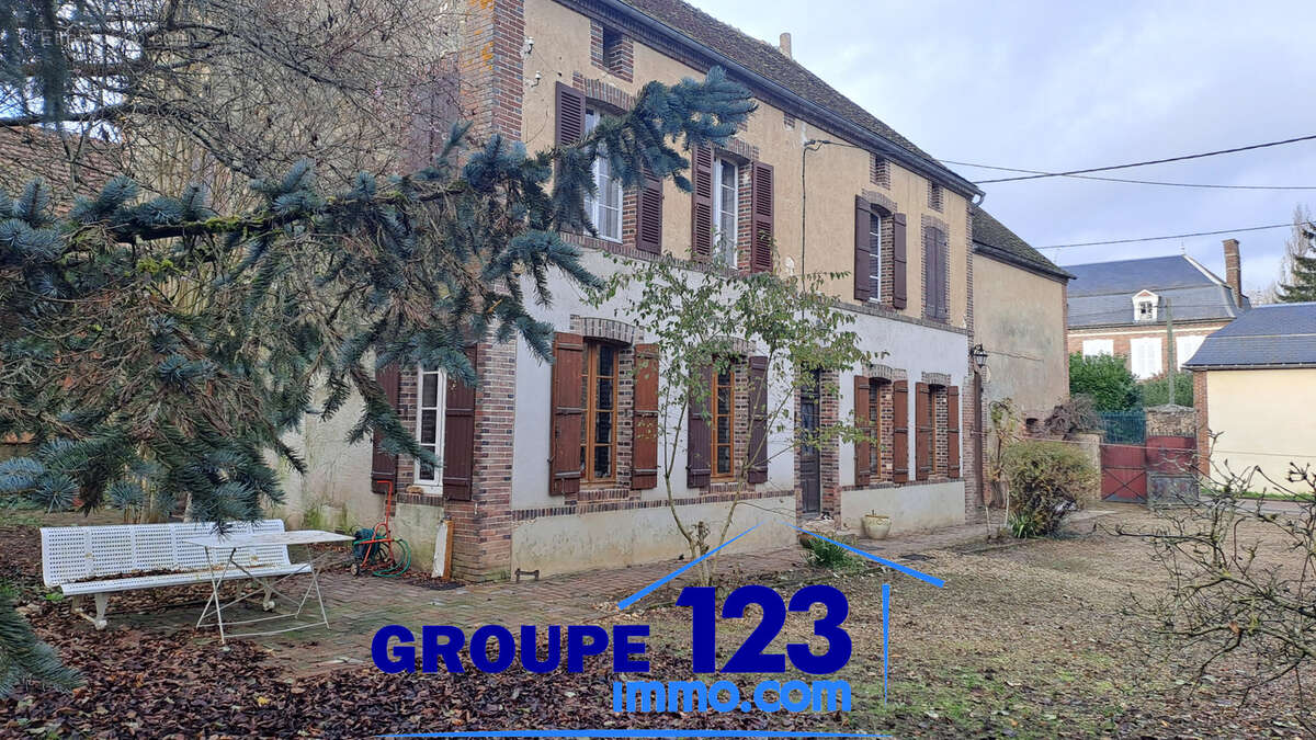 Maison à VILLIERS-SUR-THOLON