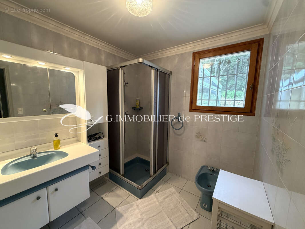 Maison à LORIOL-DU-COMTAT