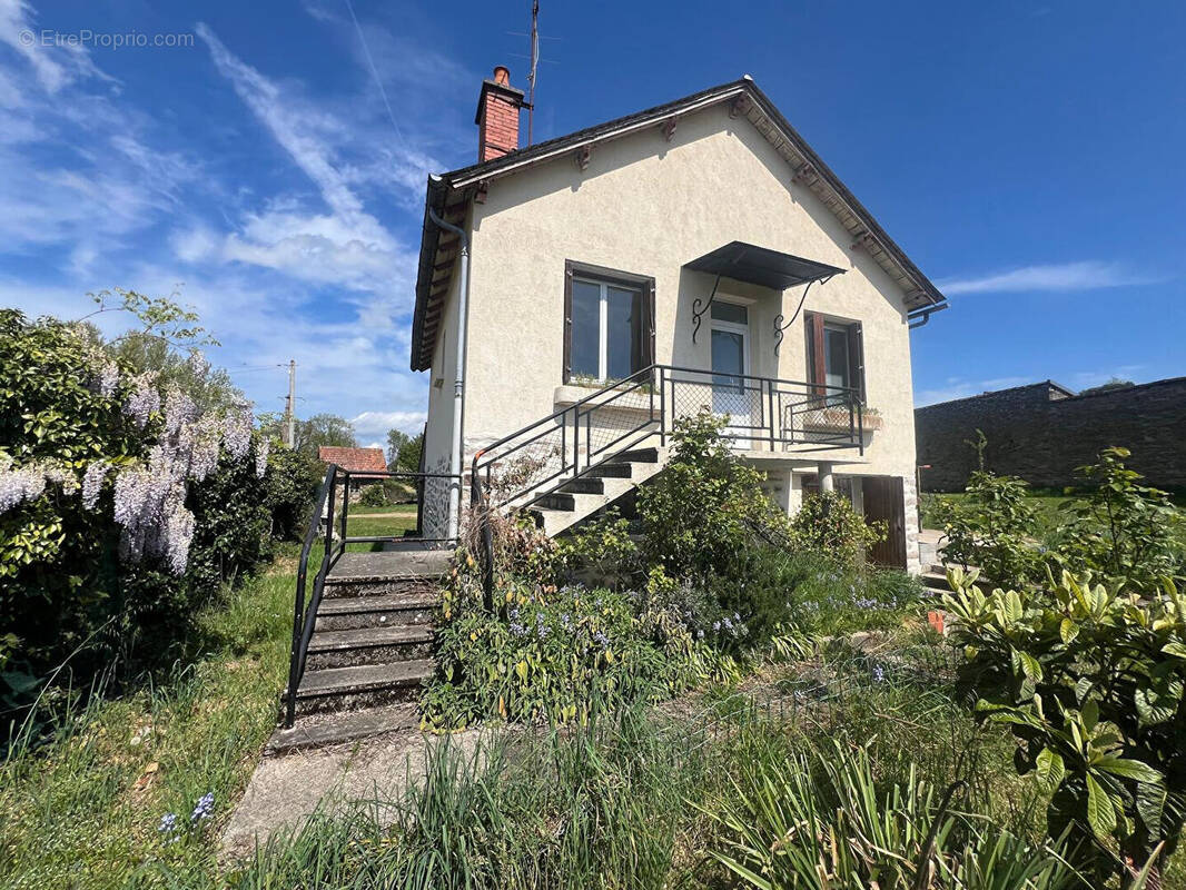 Maison à NAUCELLE