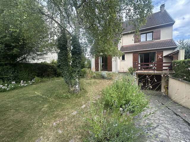 Maison à BONNEUIL-SUR-MARNE