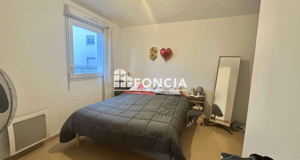 A VENDRE - CHARTREUX - Appartement récent T3 avec terrasse et box - photo 7