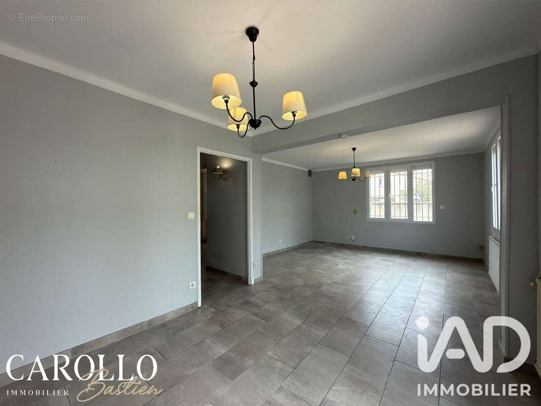 Maison 91 m² à Carcassonne  - photo 6