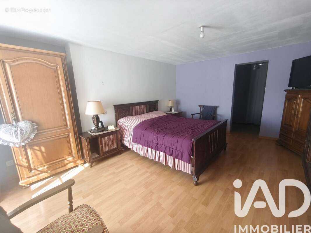 Photo 8 - Maison à VILLAINES-LA-JUHEL