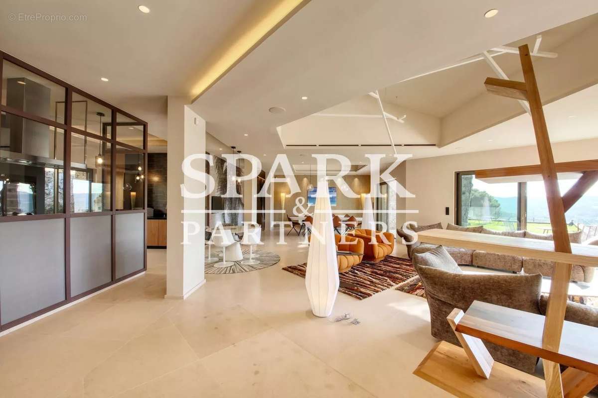 Maison à RAMATUELLE