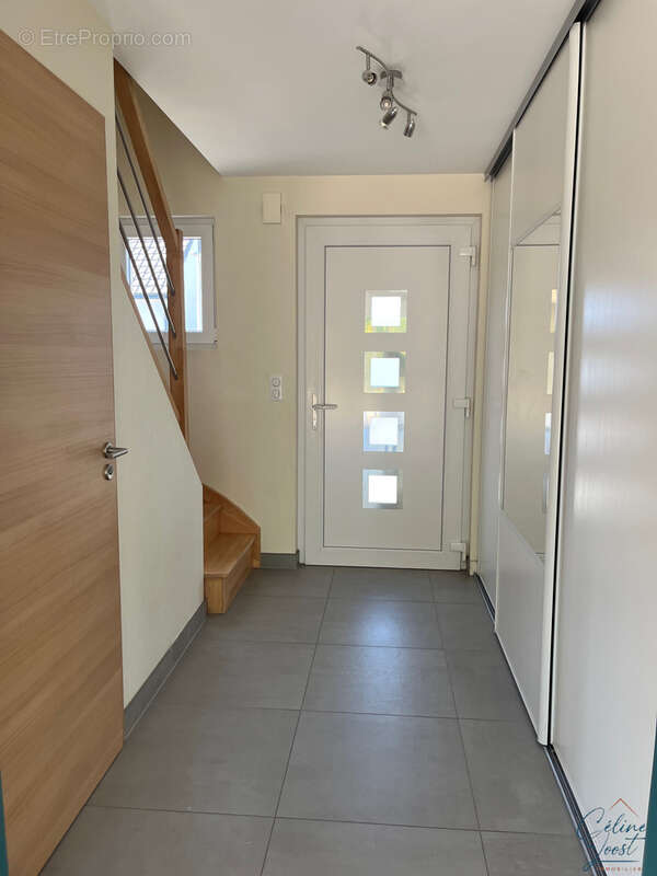 EXCLUSIF ! Situation calme pour cette maison de 2016, d'env. 116 m2 sur 4,55 ares - photo 5