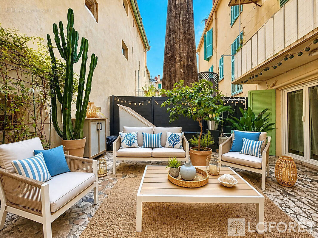 Appartement à MENTON