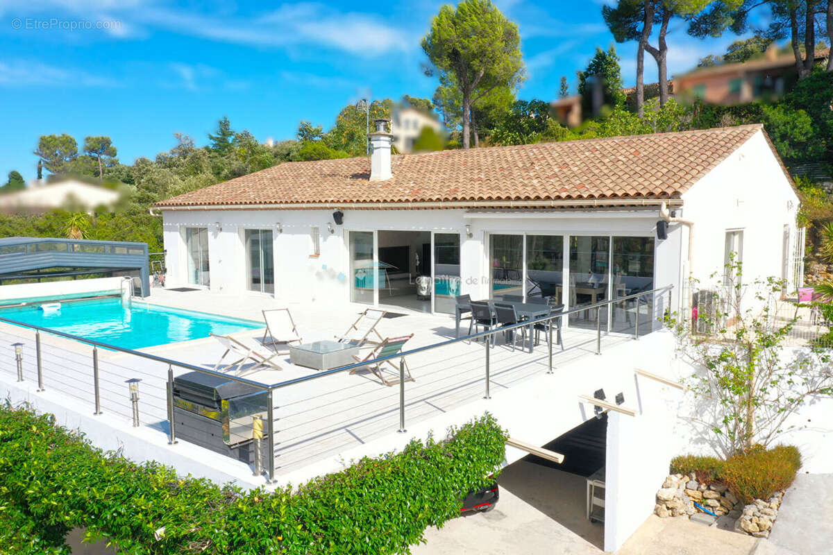 Maison à PEYMEINADE