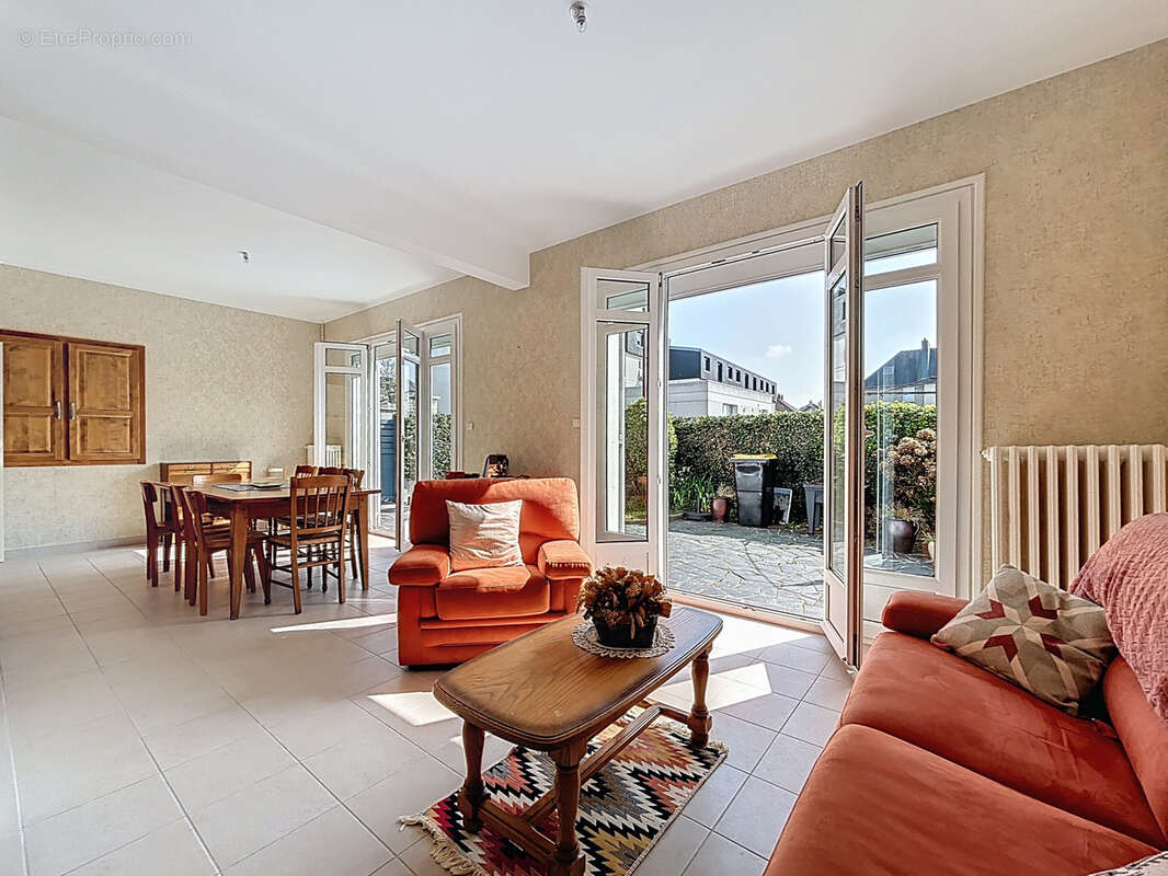 Maison à VILLERS-BOCAGE