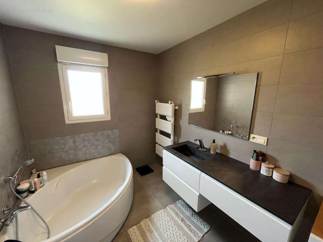 Maison individuelle – 132 m² – Terrain de 1 159 m² – Allinges - photo 9