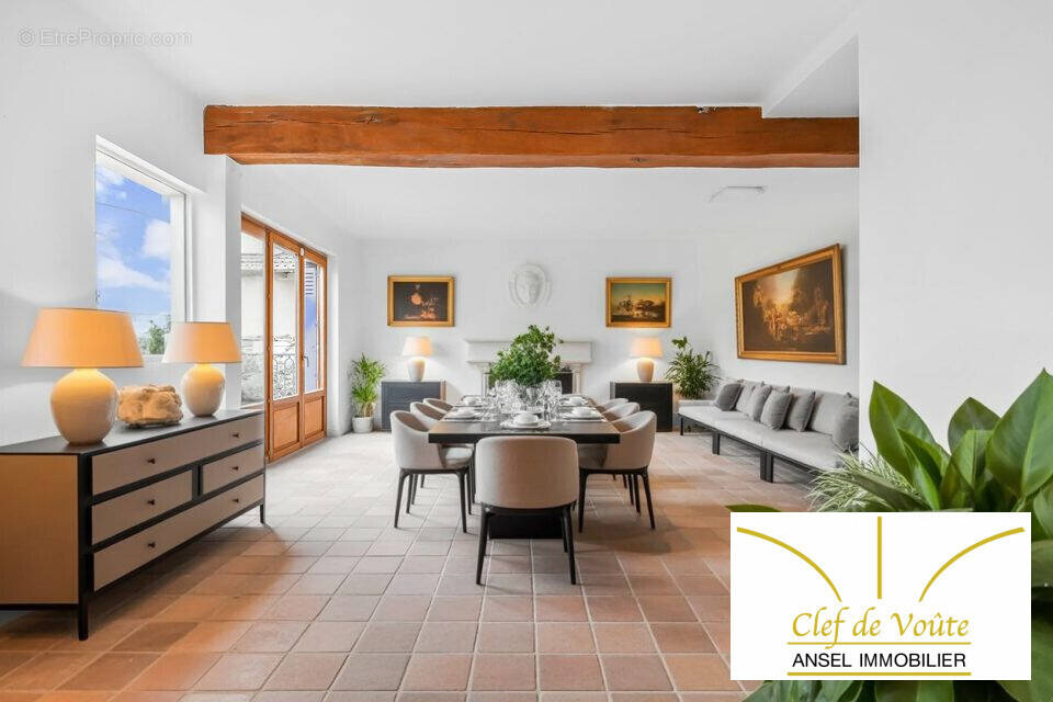 Maison à LA CELLE-SAINT-CLOUD