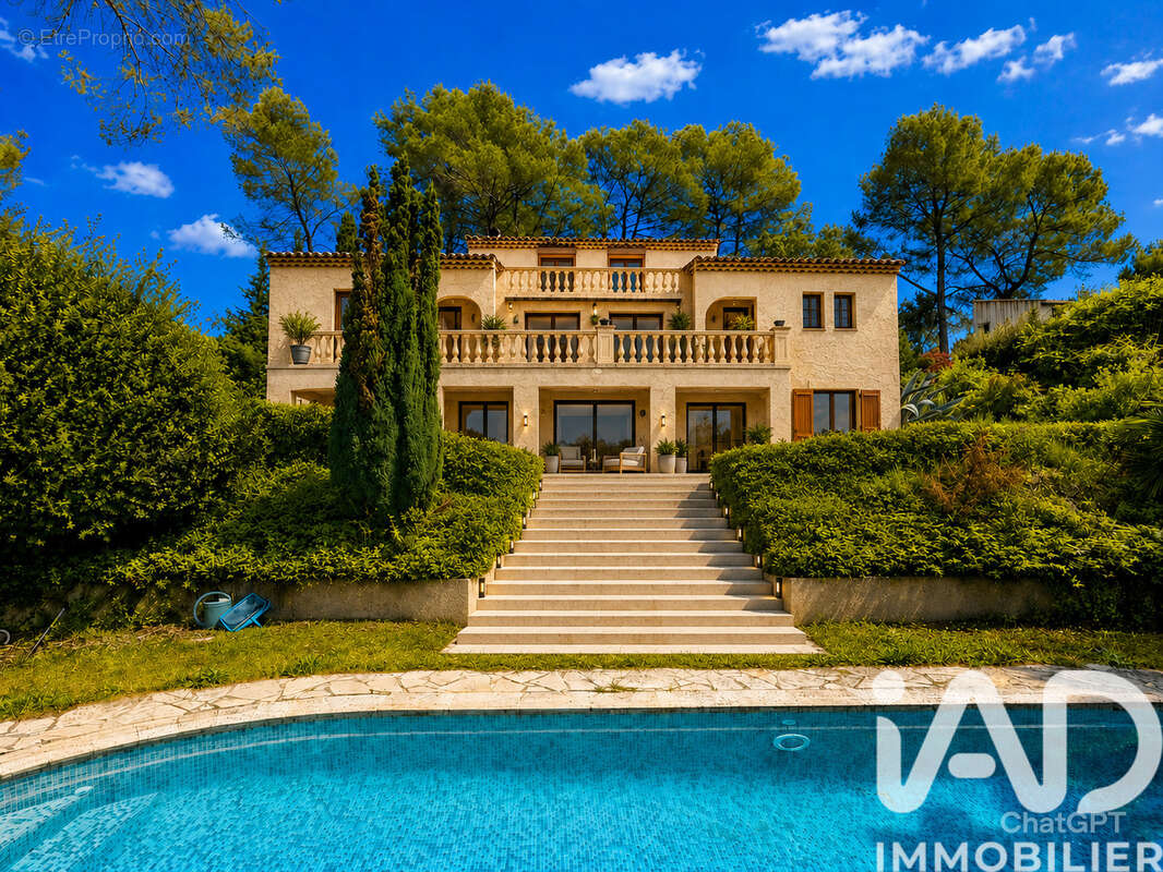 Photo 2 - Maison à ROQUEFORT-LES-PINS