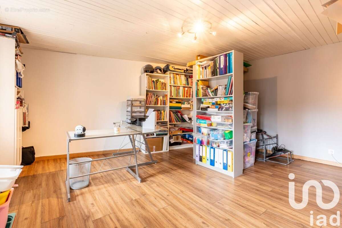 Photo 6 - Maison à SAINT-MARTIN-LA-SAUVETE