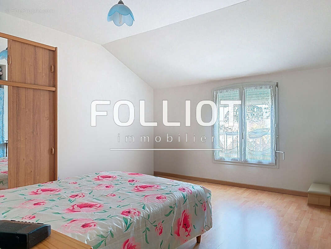 Maison à COURSEULLES-SUR-MER