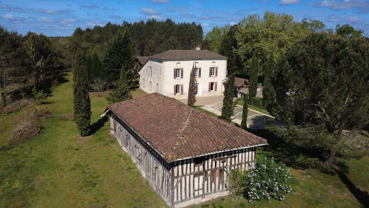 Maison à LENCOUACQ