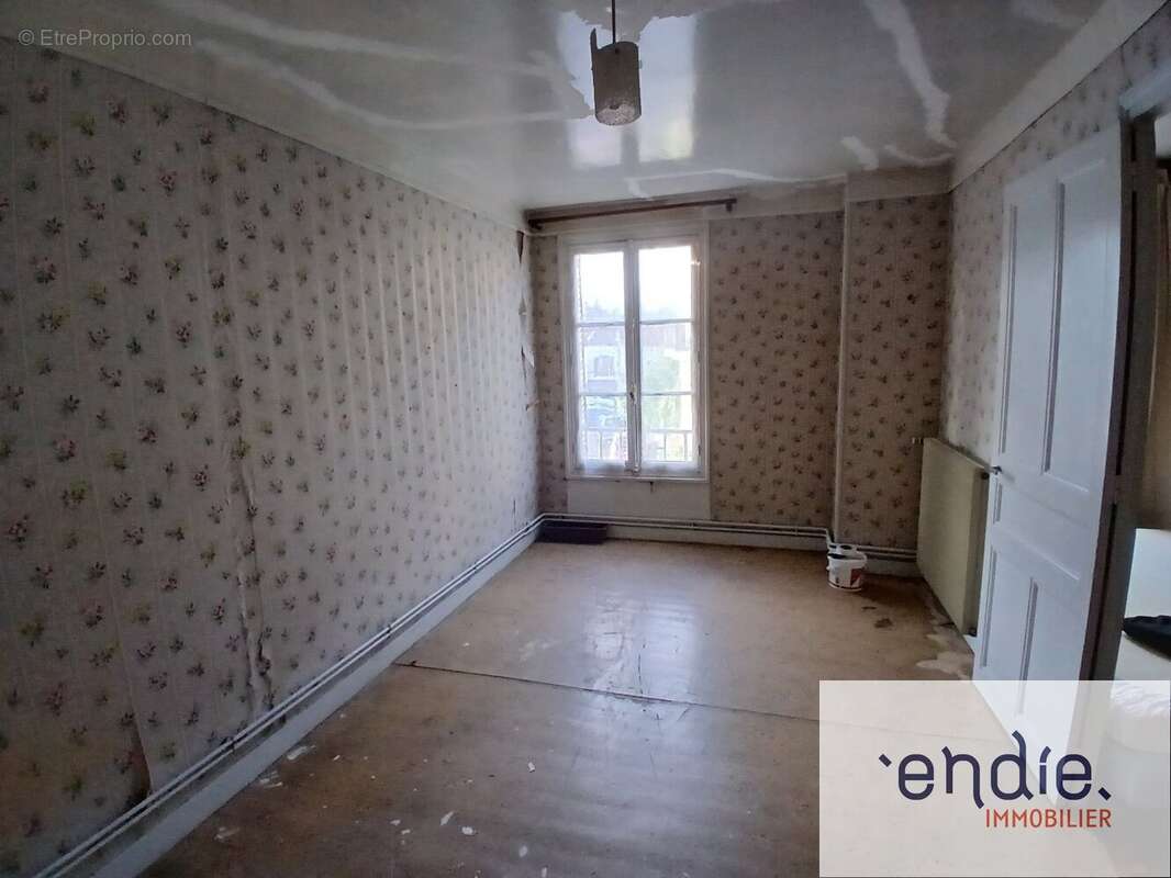 Maison de village à rénover avec dépendance  Marmagne (21500) - photo 10