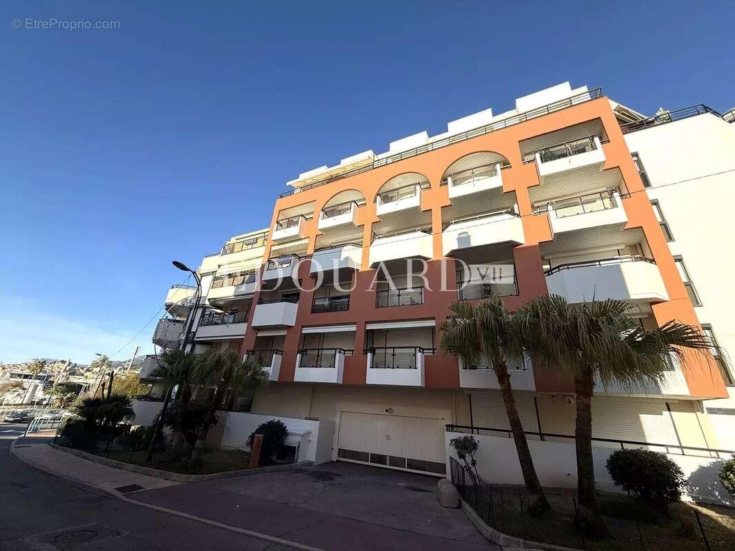 Appartement à MENTON