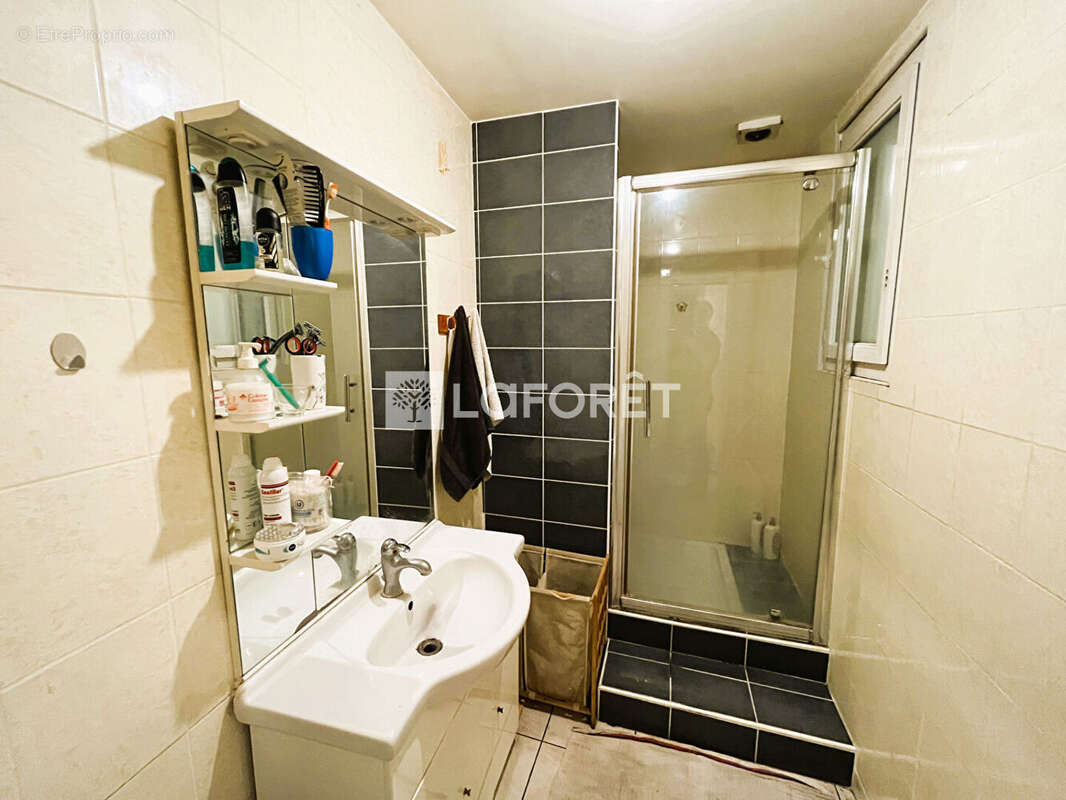Appartement à SAINT-MAXIMIN-LA-SAINTE-BAUME