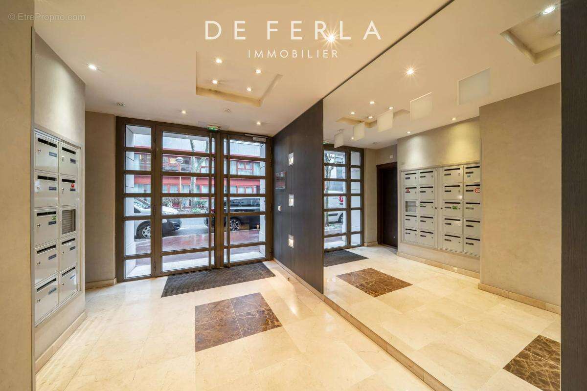 Appartement à MONTROUGE