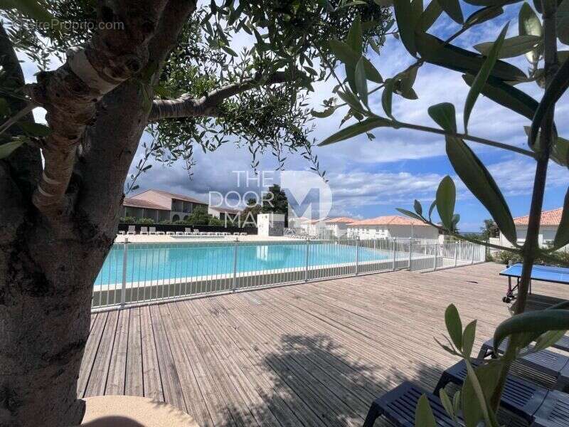 Appartement à LINGUIZZETTA