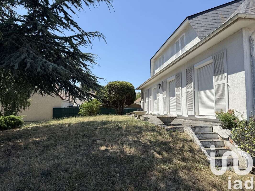 Photo 2 - Maison à ORMES