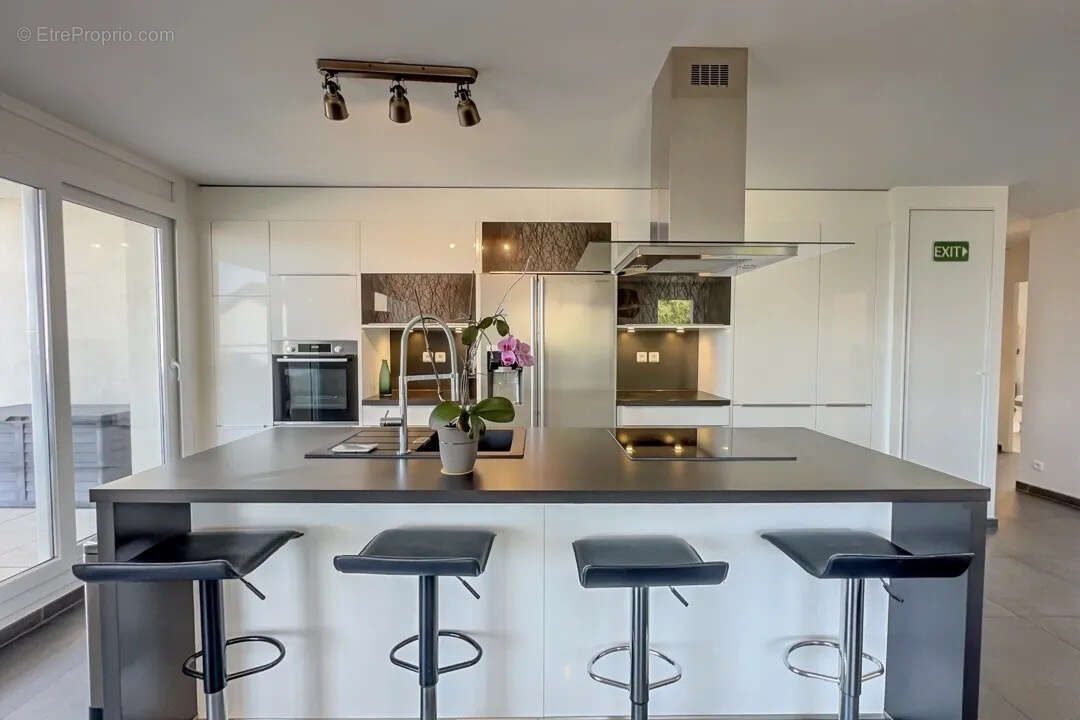 Appartement à EVIAN-LES-BAINS