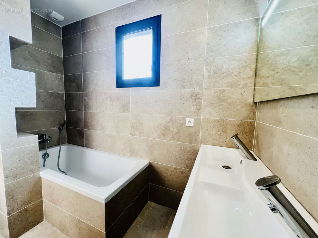 Maison à CLERMONT-L'HERAULT