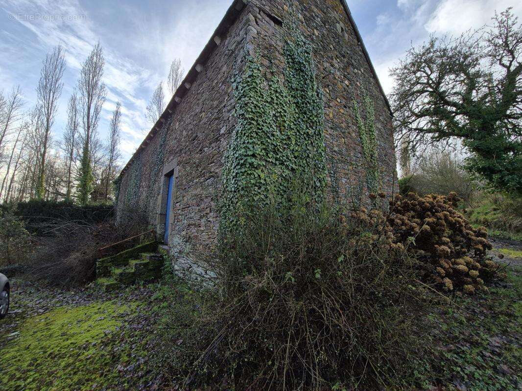 Maison à LE HAUT-CORLAY