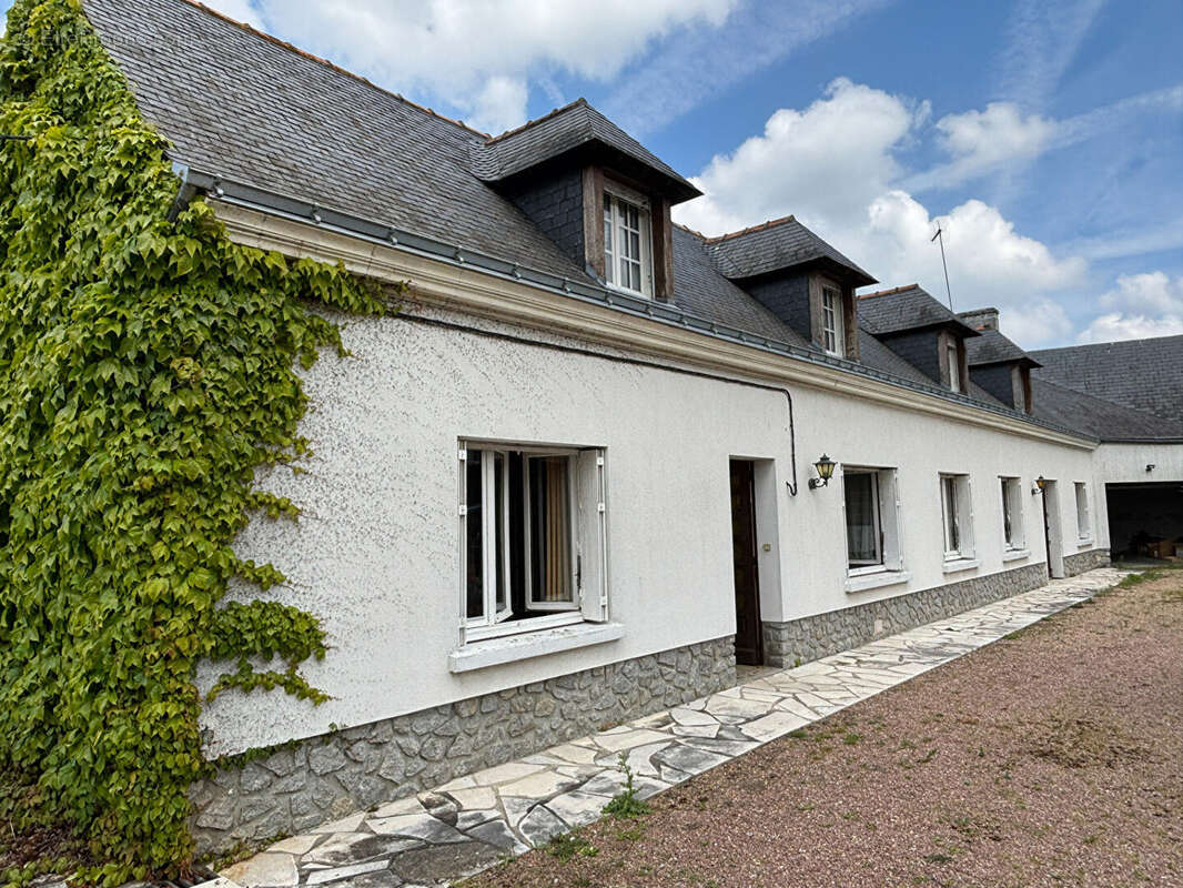 Maison à BEAUFORT-EN-VALLEE