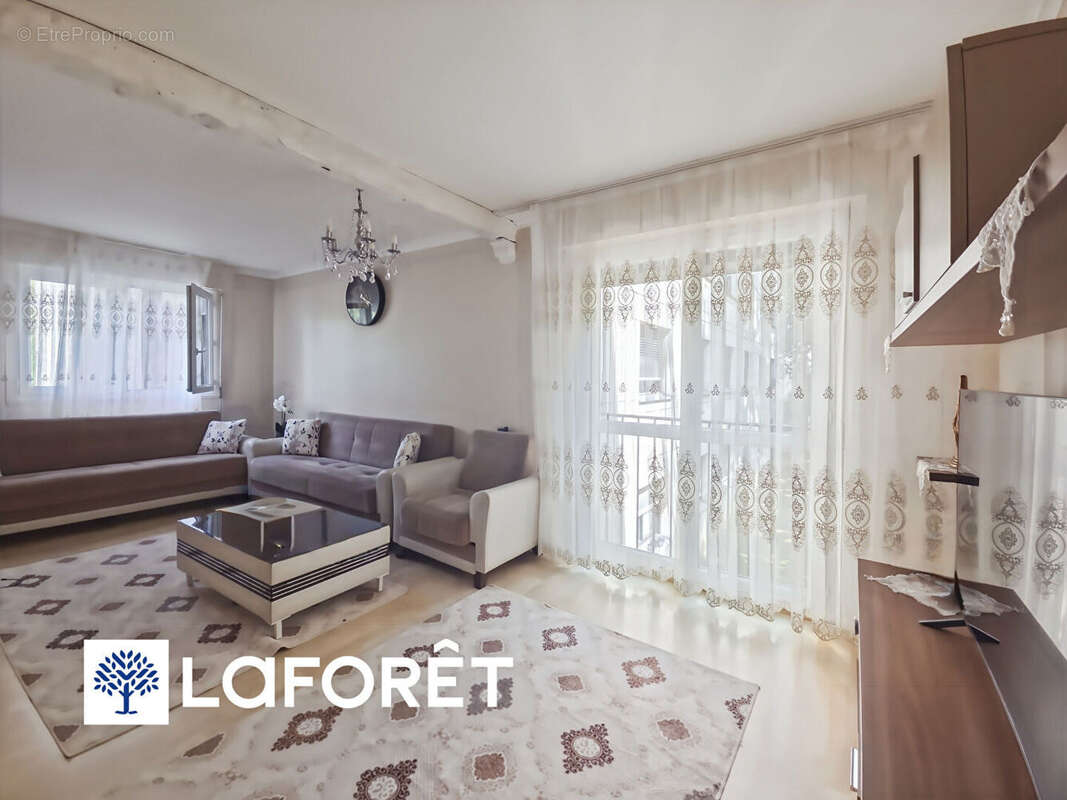 Appartement Grigny 5 pièces 78.54 m² - photo 3