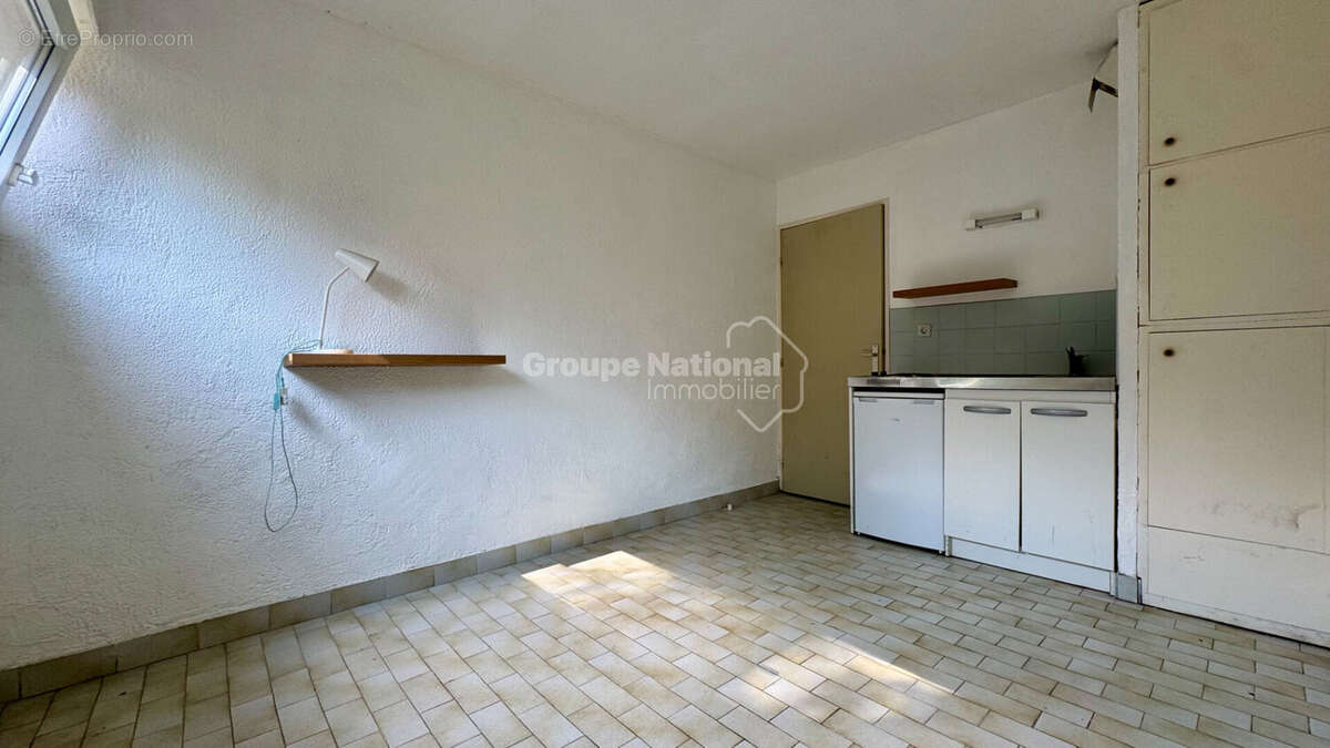 Studio 15 m² avec parking - Secteur Marronniers, Nîmes - photo 3