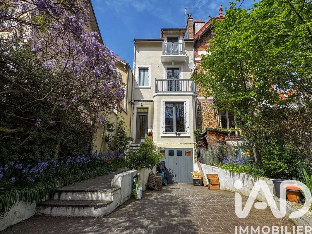 Photo 1 - Maison à GARCHES