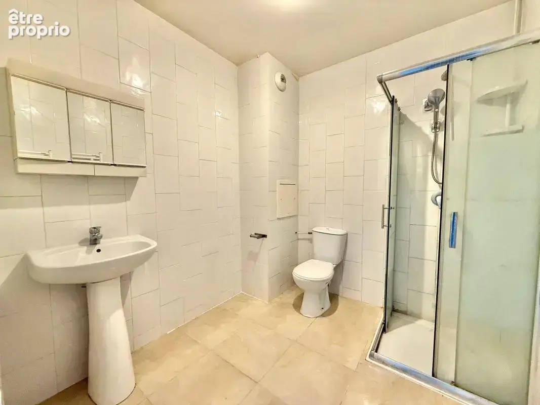 Appartement À Vendre - photo 7