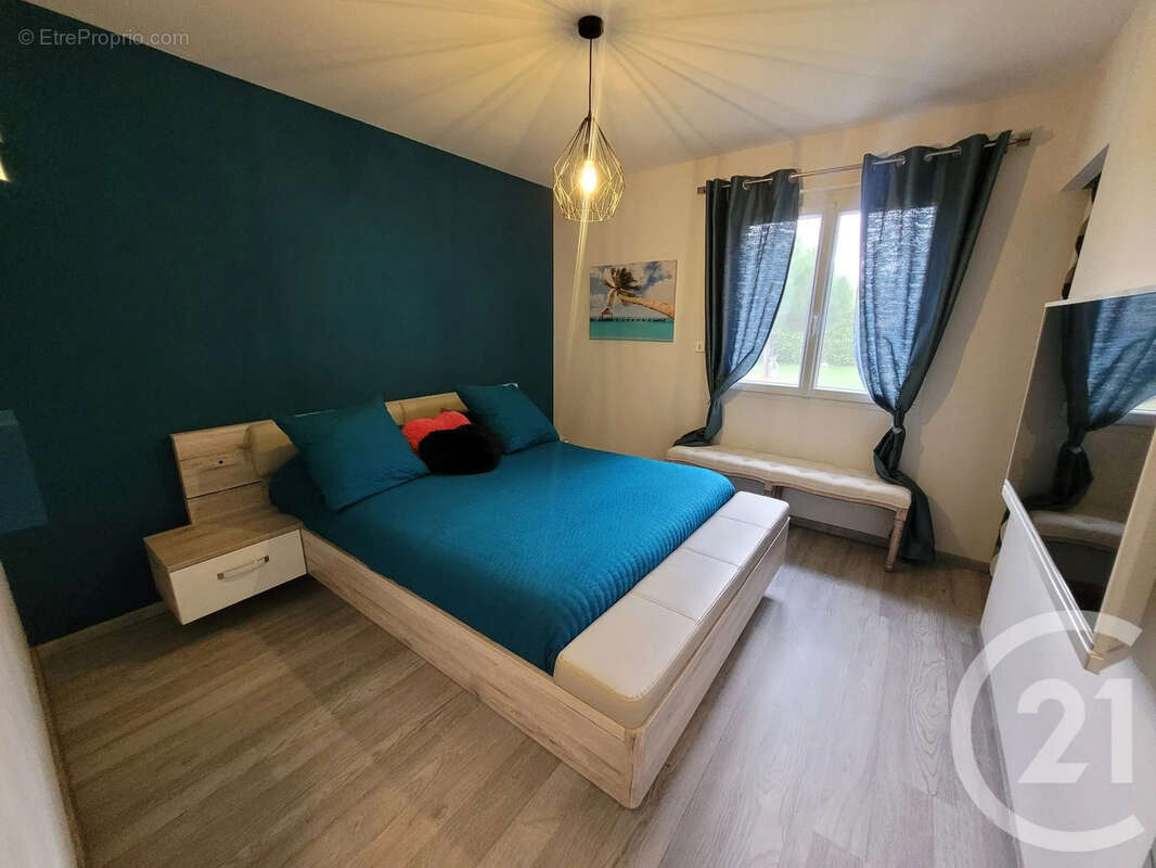 Maison à SAINT-VINCENT-EN-BRESSE