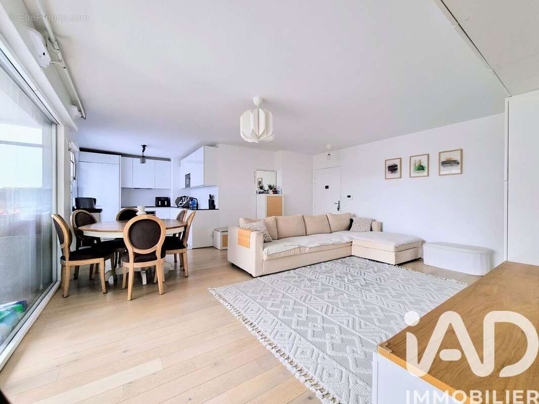 Photo 2 - Appartement à COLOMBES