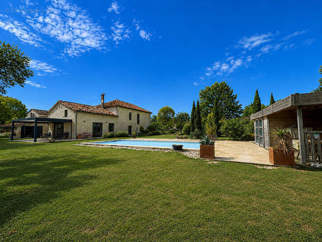 Maison à LALBENQUE
