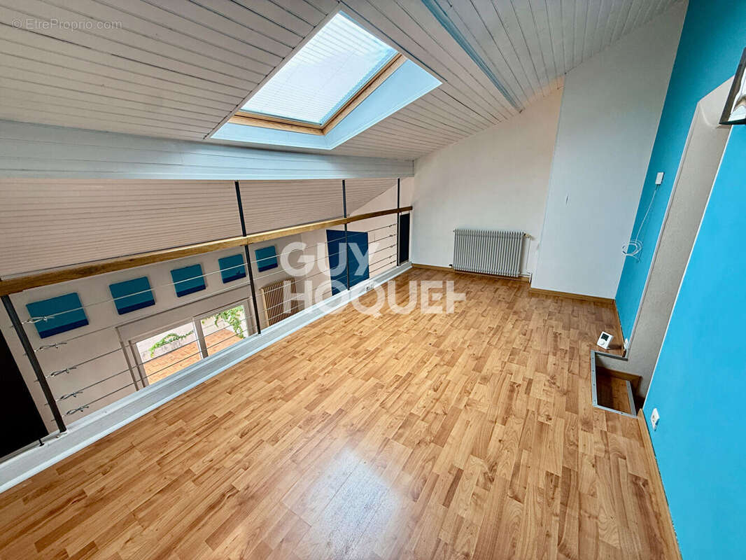 CEBAZAT - Maison de bourg 92 m2, terrasse et garage - photo 5
