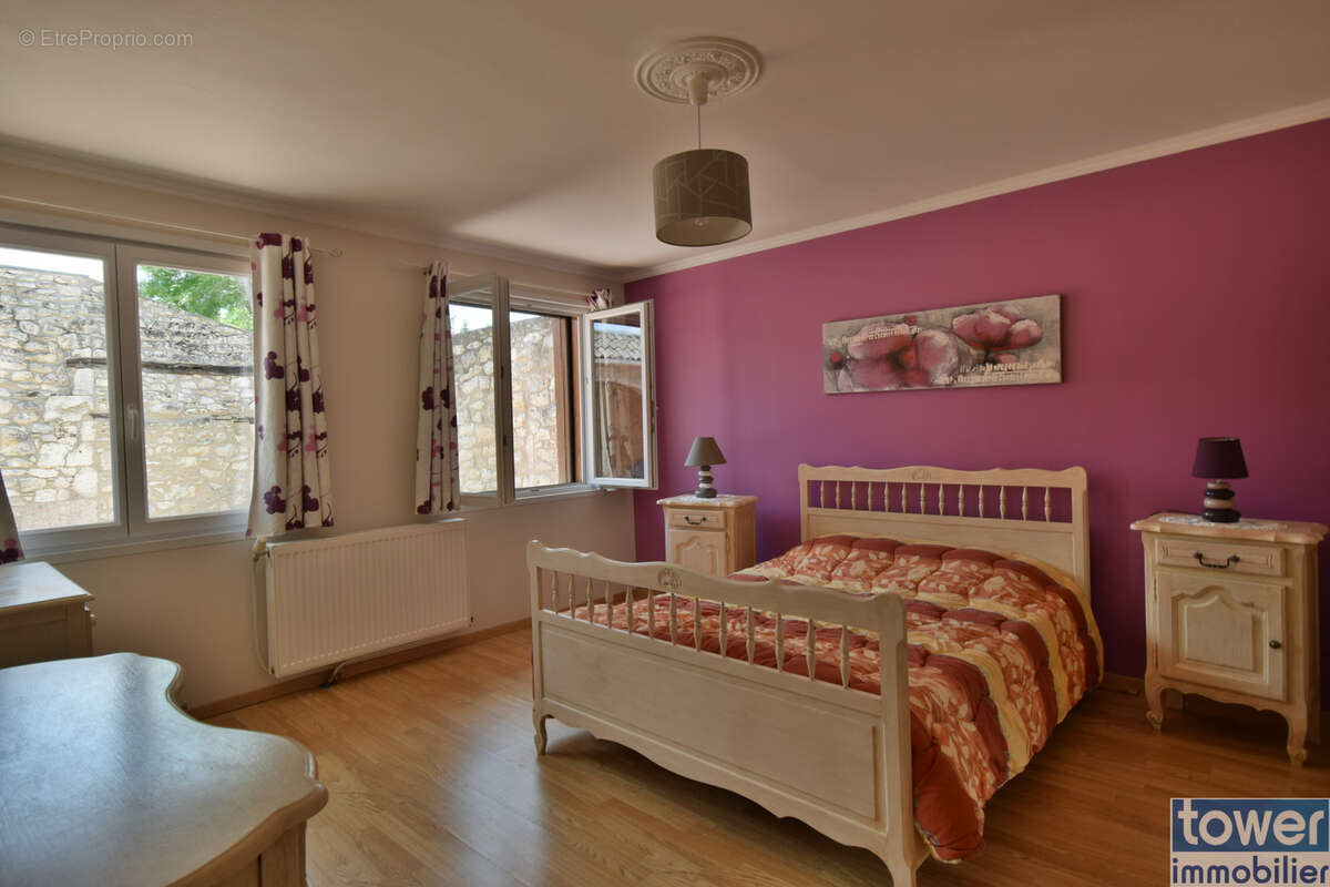 Maison à EYMET