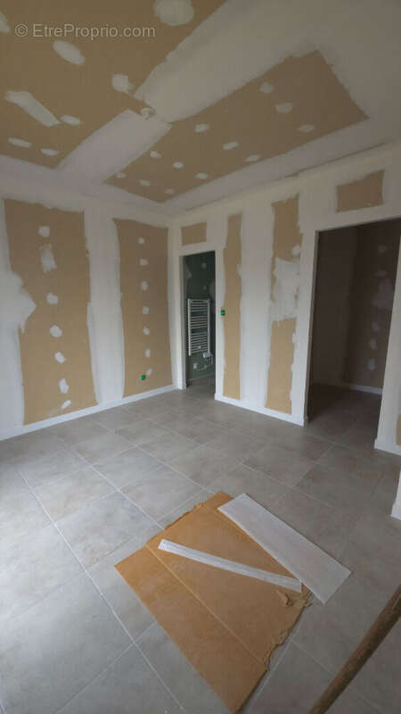 Maison à SAINT-JORY