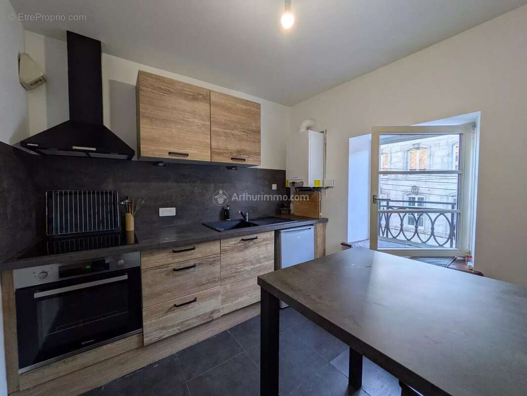 Appartement à NEUFCHATEAU