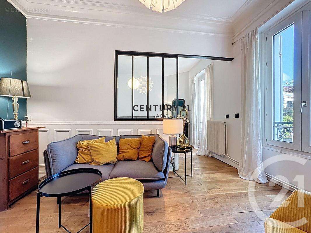 Appartement à MAISONS-ALFORT