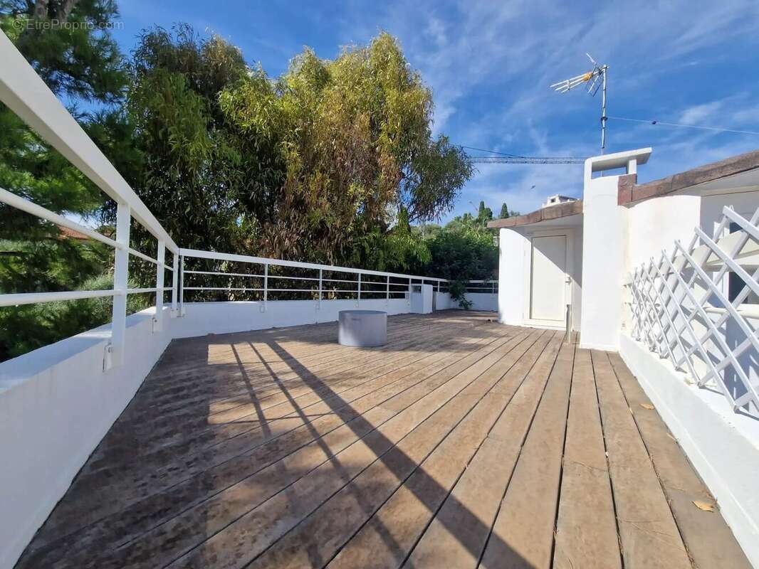 Maison à SAINT-JEAN-CAP-FERRAT