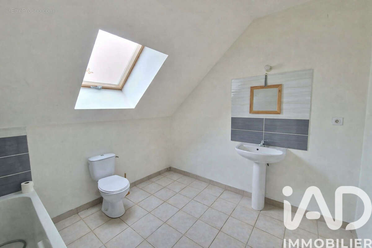 Photo 8 - Maison à AMILLY