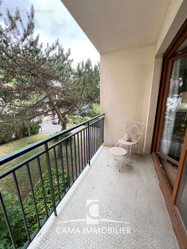 Appartement à LOUVECIENNES